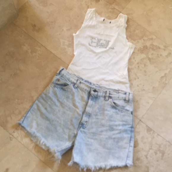 High waist Vintage Levi’s shorts 🌺b4 - Picture 3 of 8